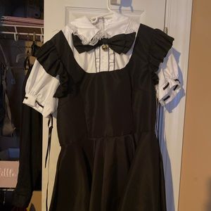 maid dress <3